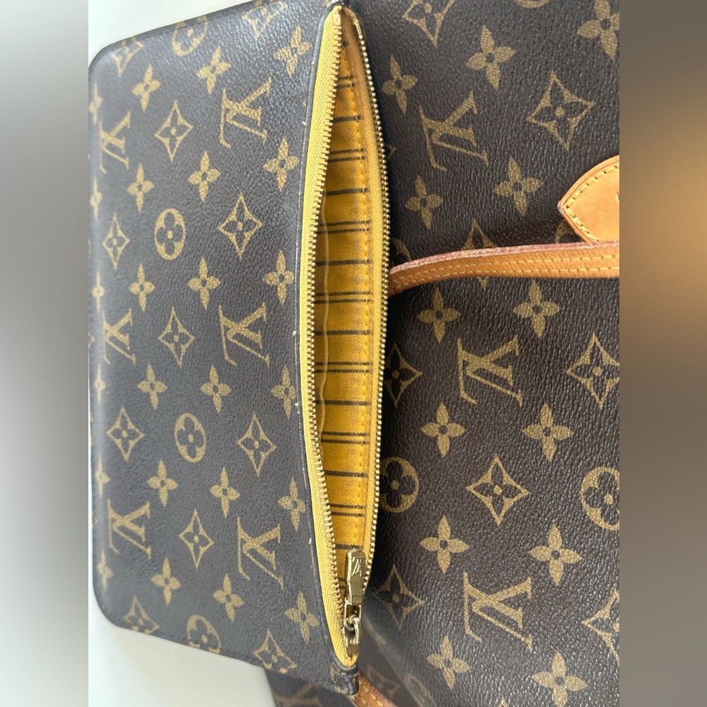 Louis Vuitton Neverfull Tote MM Brown Canvas Monogram - Picture 9 of 16